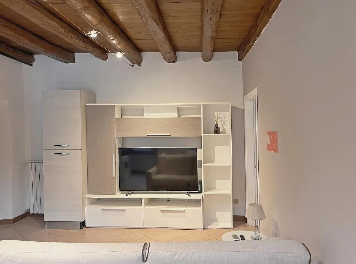 Pao Apartment - Castelvecchio Verona Italy